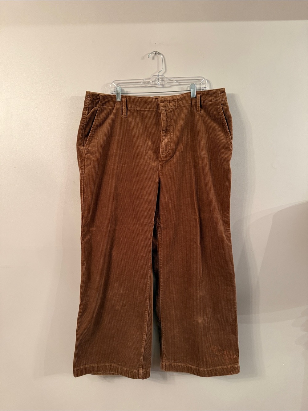 GAP Wide-Leg Corduroy Pants in Brown